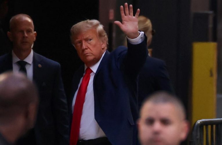 Trump pleads not guilty to 34 felony counts | Noticias Tech y Ciencia Actualizadas