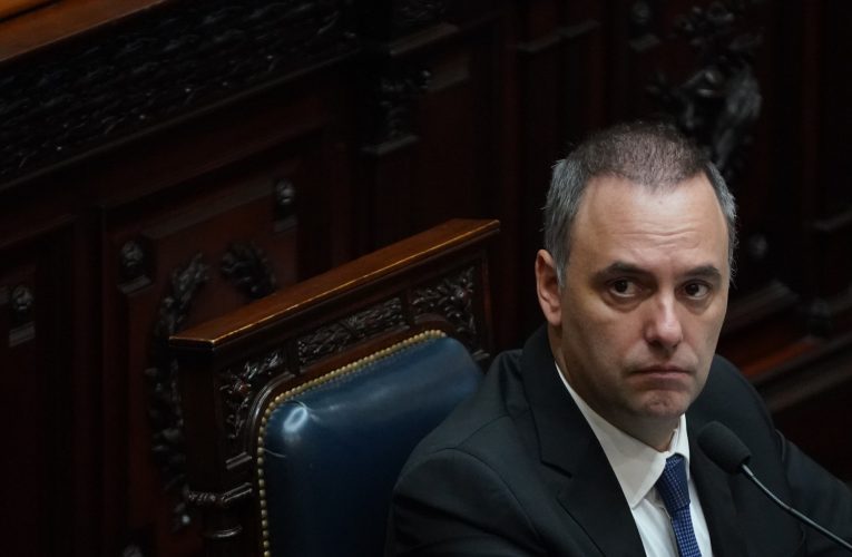 Manuel Adorni se defendió tras adherir al  régimen simplificado de Ganancias: “B… | Noticias Tech y Ciencia Actualizadas
